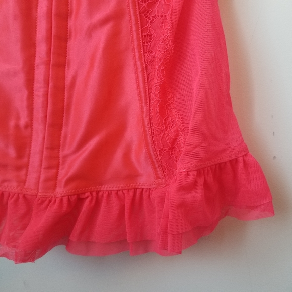 La Senza hot pink lacey corset style lingerie top - Picture 4 of 9